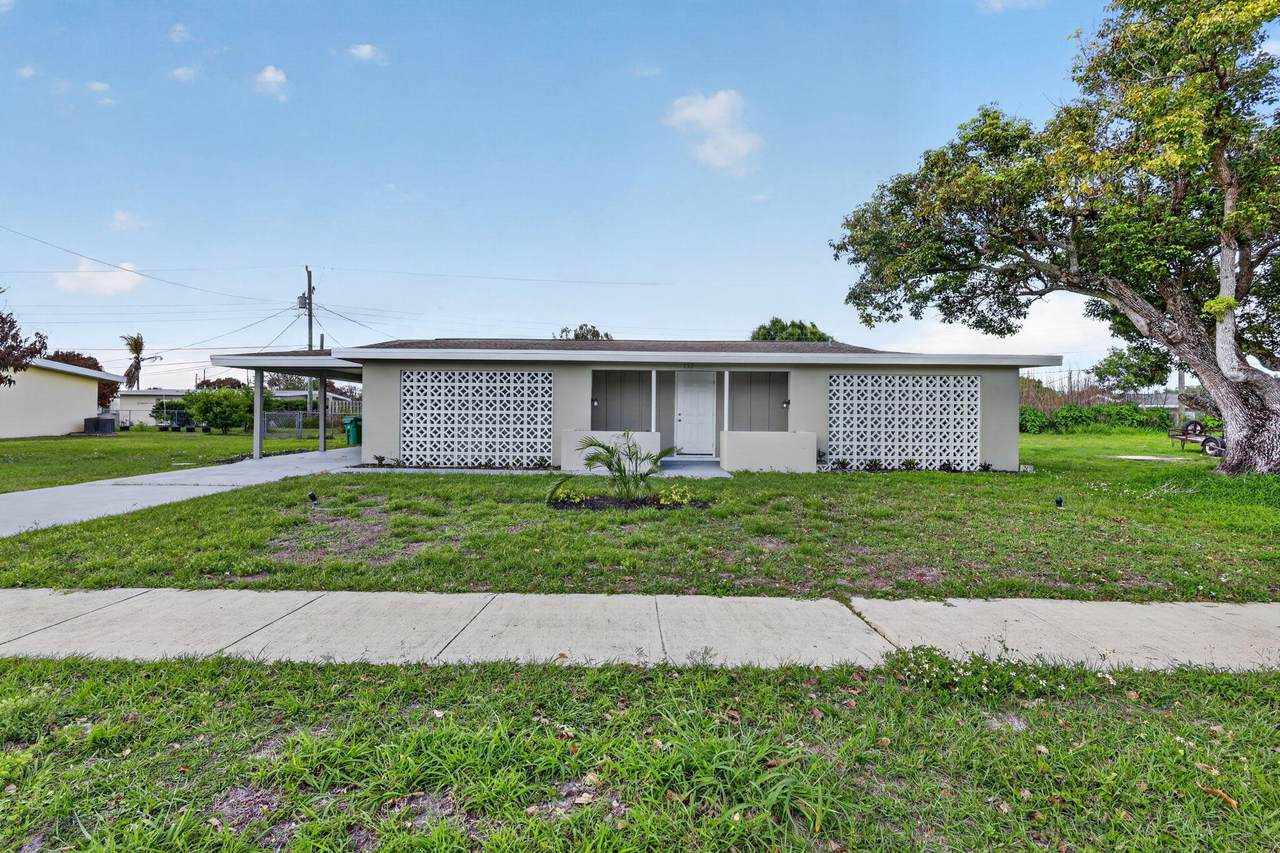157 Calmoso Drive - Photo 1