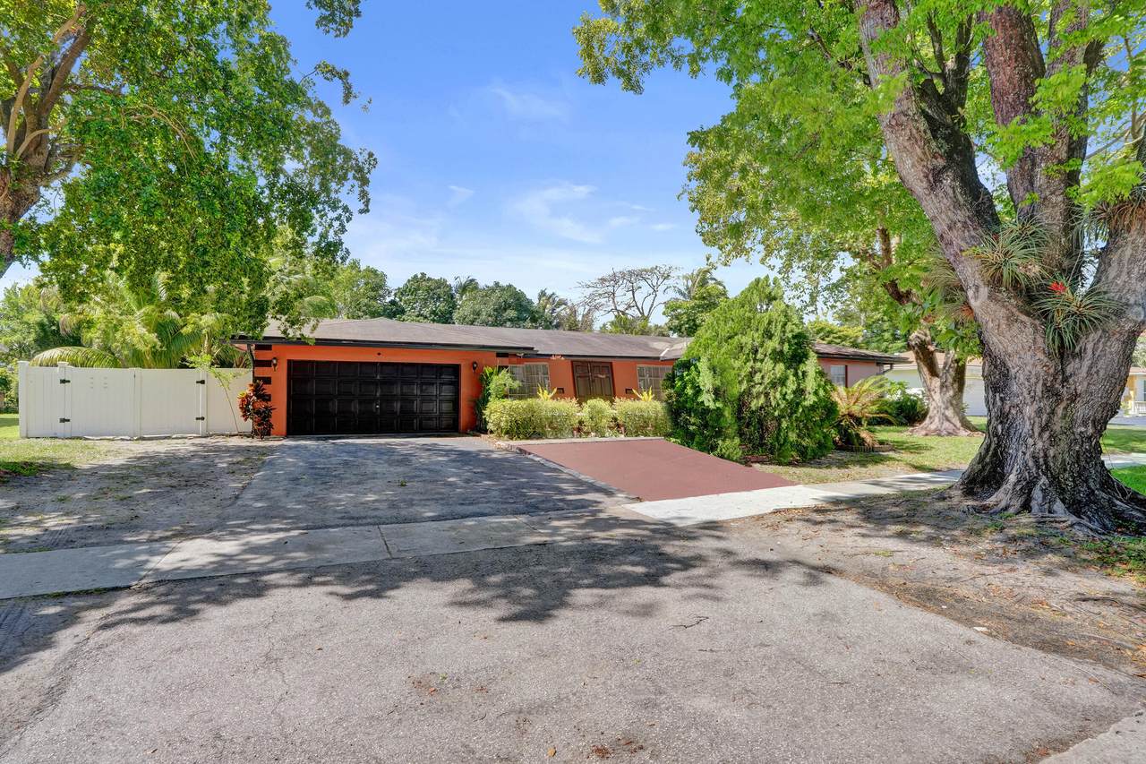 6540 7th Street - Photo 1