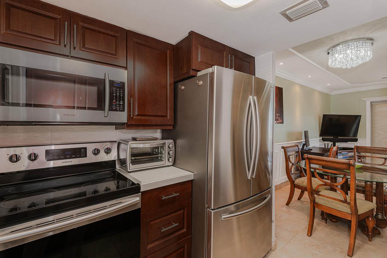 2076 Ocean Drive - Photo 1