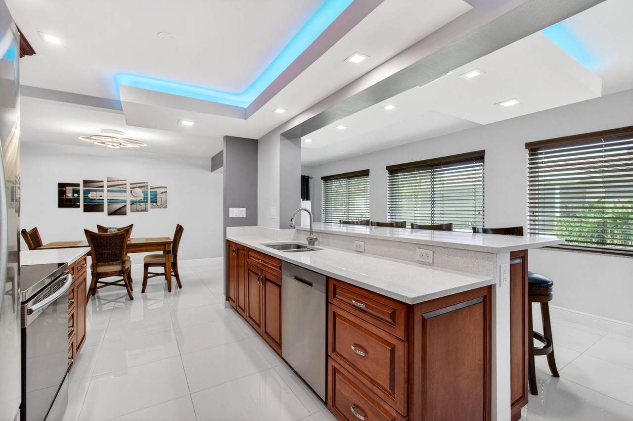 1255 44th Street - Photo 1