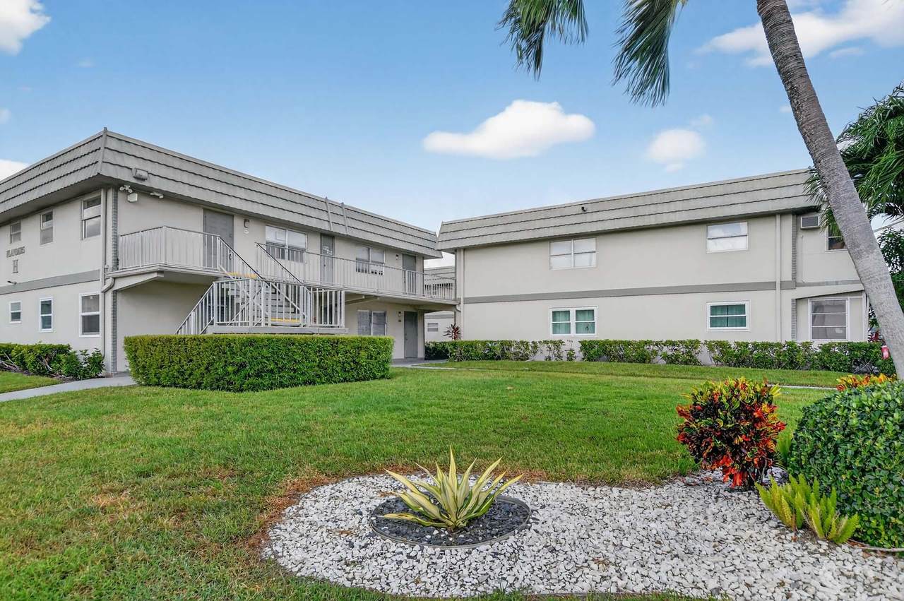 360 Flanders Drive - Photo 1