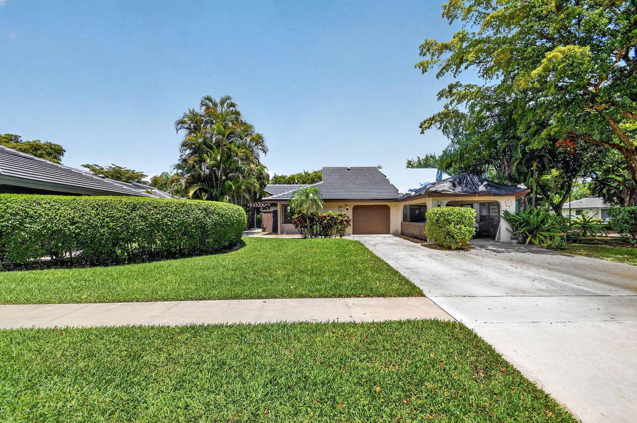 5155 Pine Drive - Photo 1