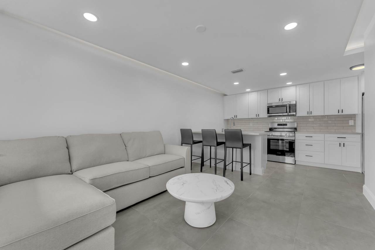 381 15th Avenue - Photo 1