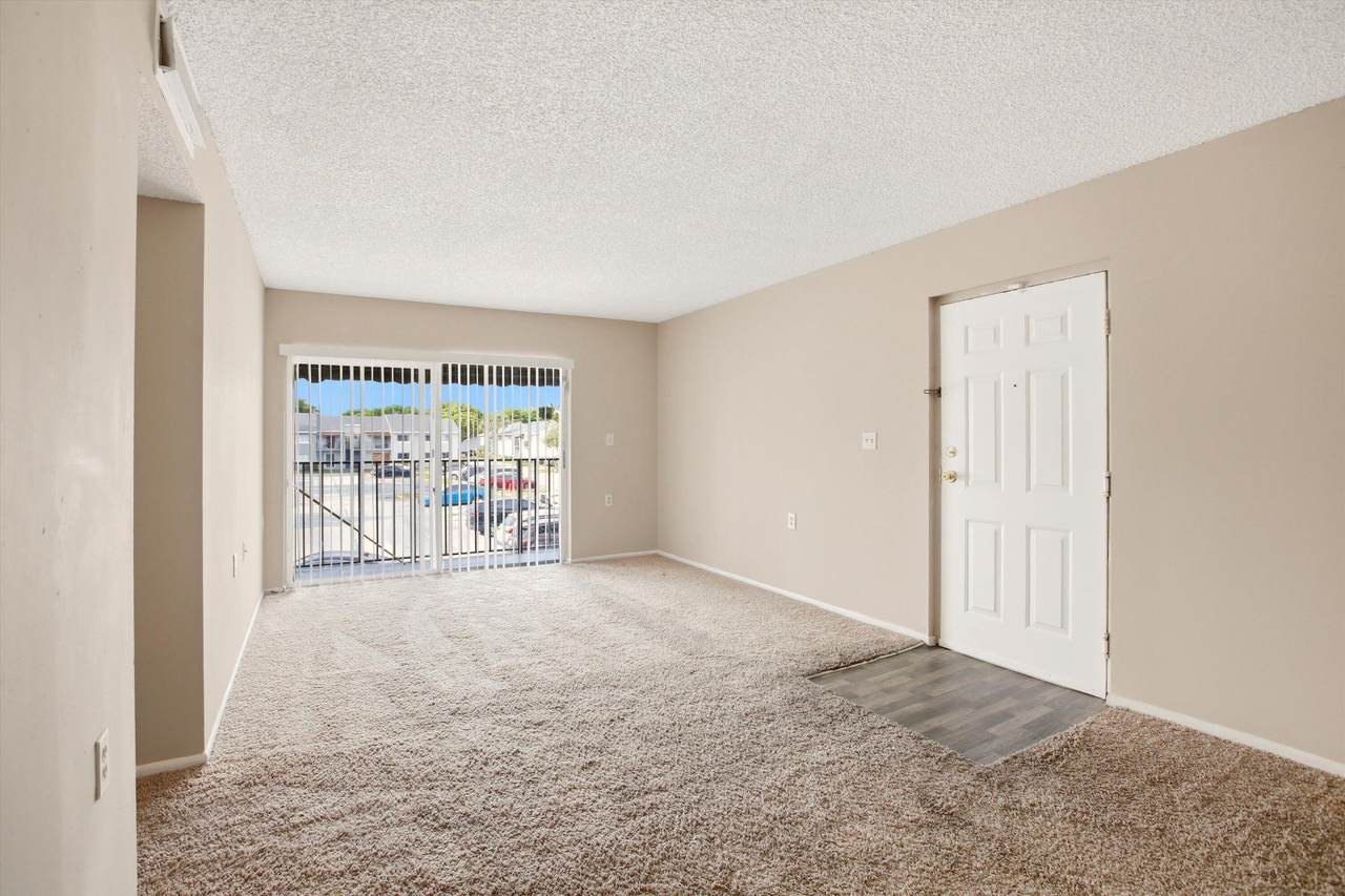 1153 Lake Victoria Drive - Photo 1