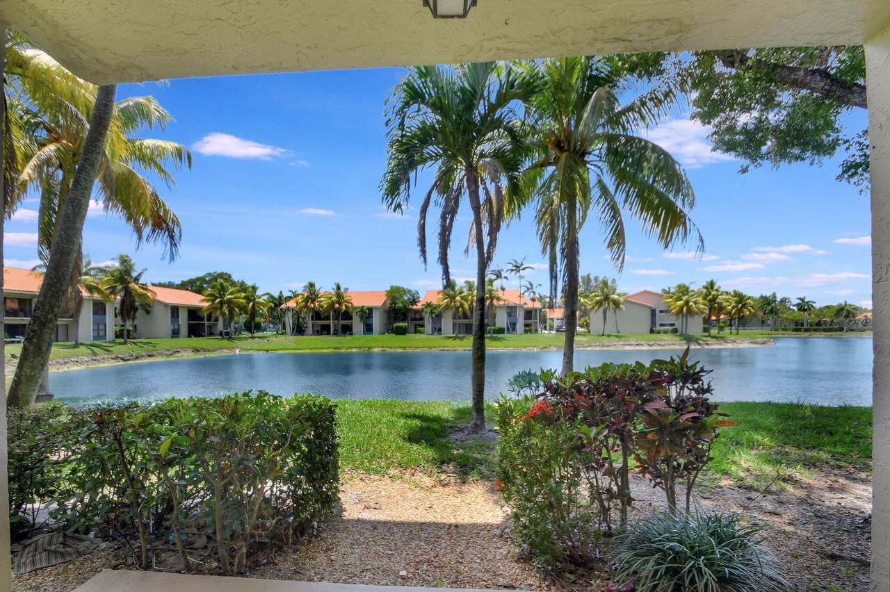 1495 Lake Crystal Drive - Photo 1