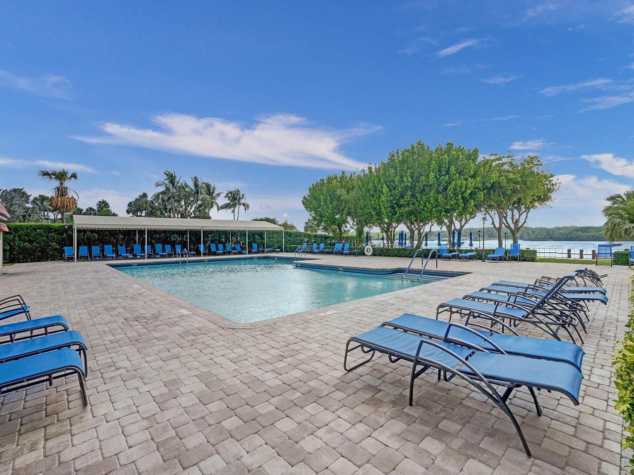 2121 Ocean Boulevard - Photo 1