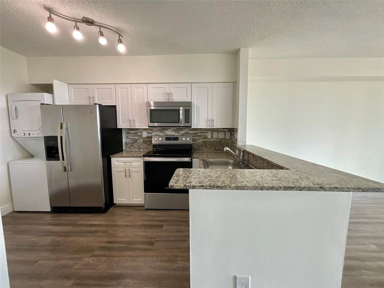 16900 Bay Road - Photo 1