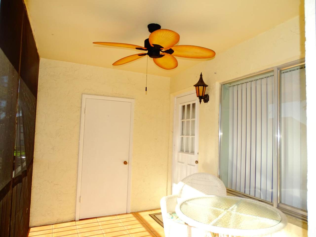 https://bt-photos.global.ssl.fastly.net/beaches/1280_boomver_1_B26018476-2.jpg