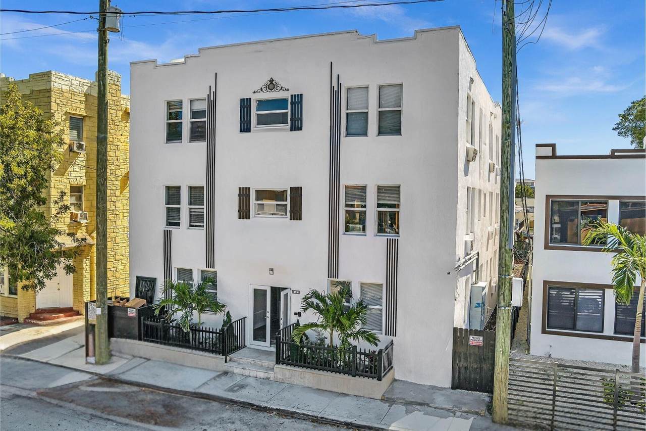 1142 4th Street - Photo 1