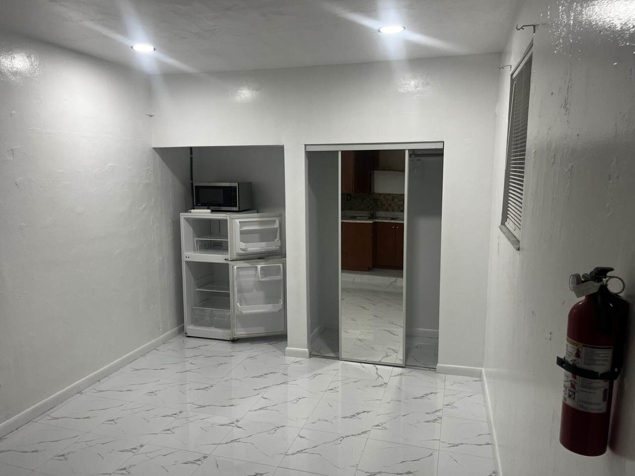 https://bt-photos.global.ssl.fastly.net/beaches/1280_boomver_1_B26018610-2.jpg