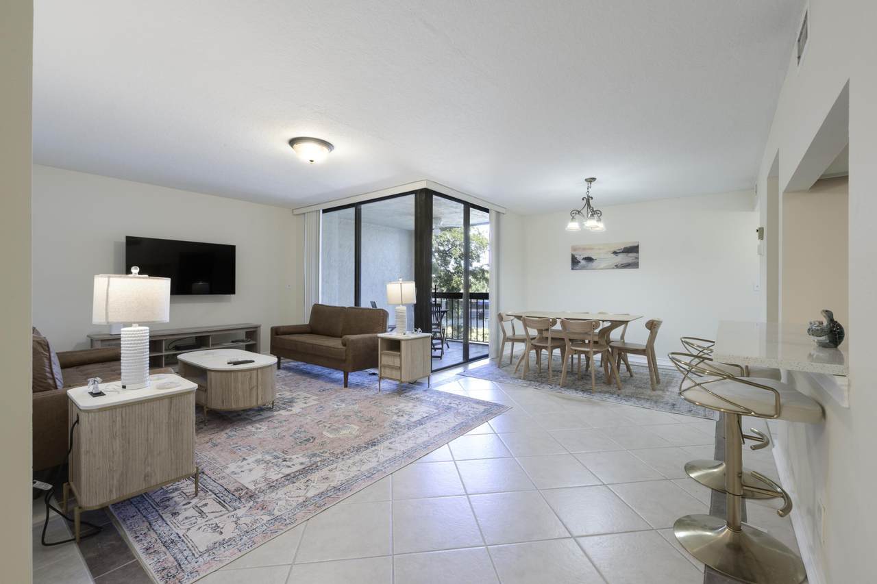 825 Egret Circle - Photo 1