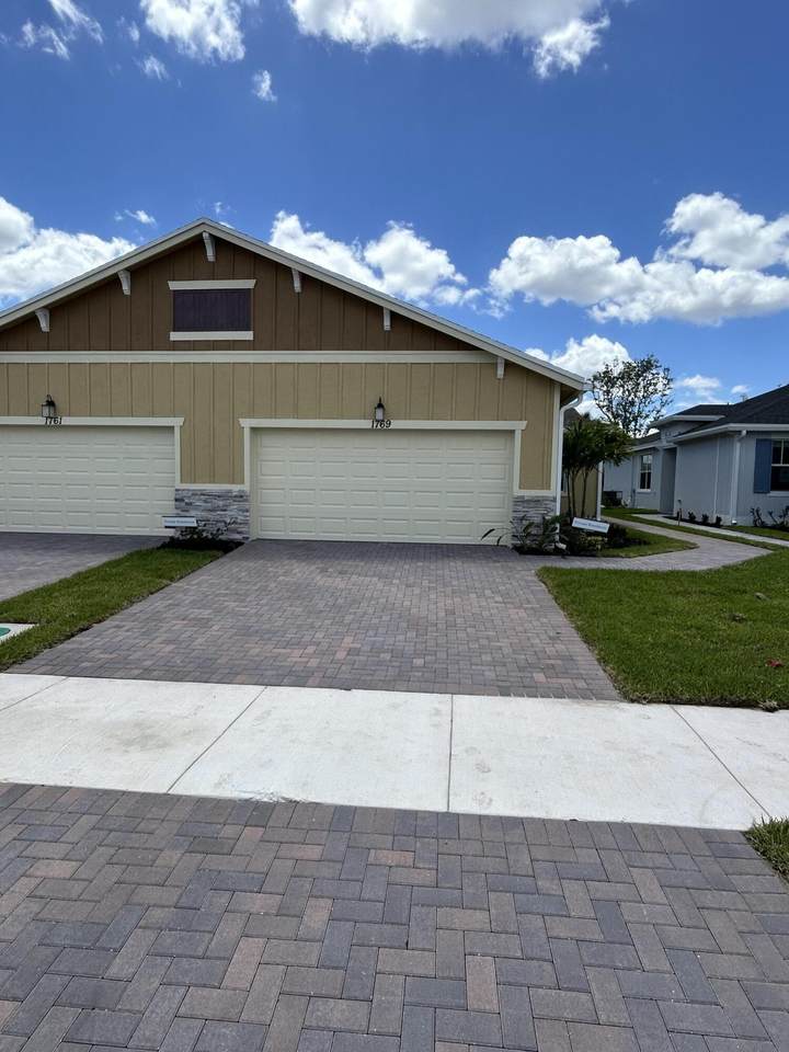 1769 Crosswood Way - Photo 1