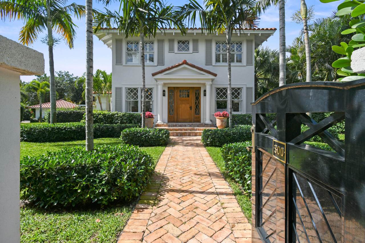 300 Buckingham Road - Photo 1