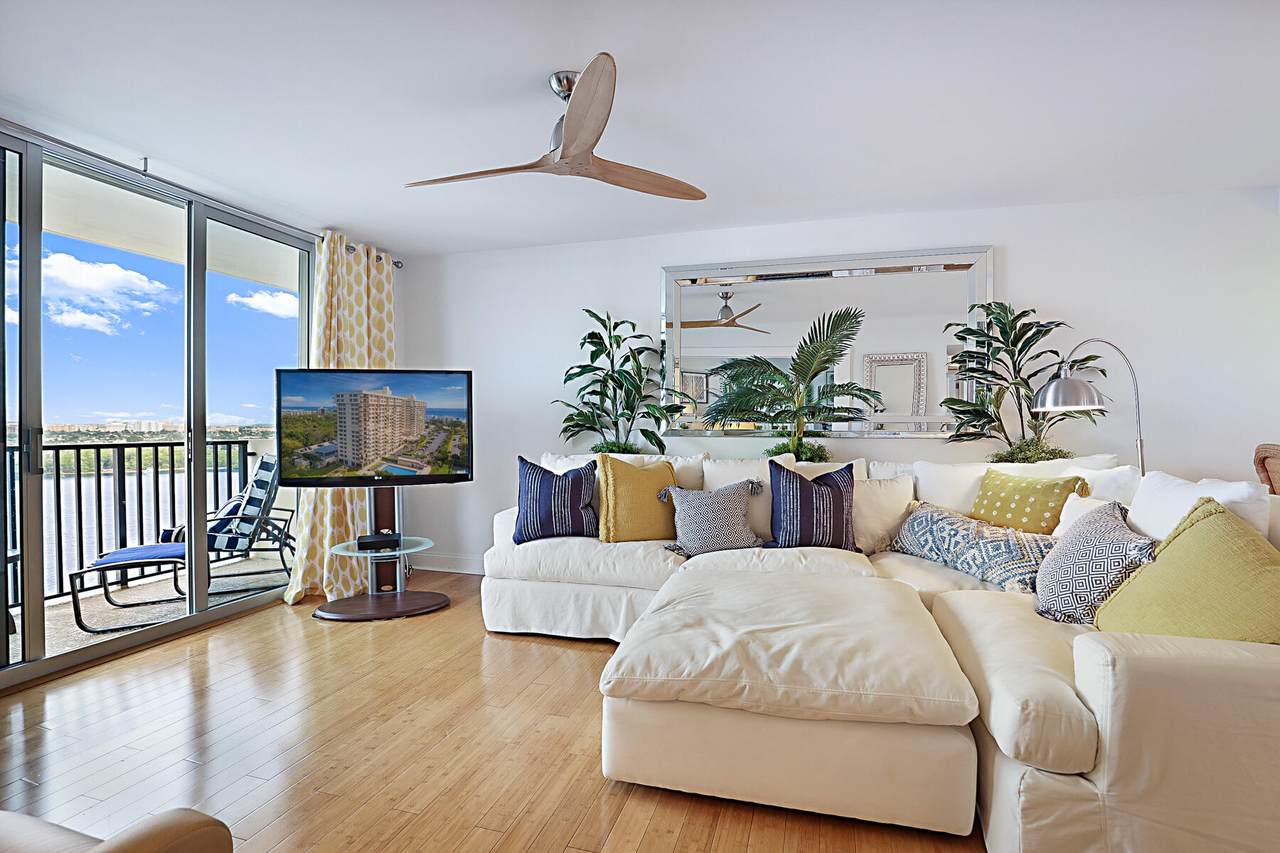 https://bt-photos.global.ssl.fastly.net/beaches/1280_boomver_1_B26019273-2.jpg