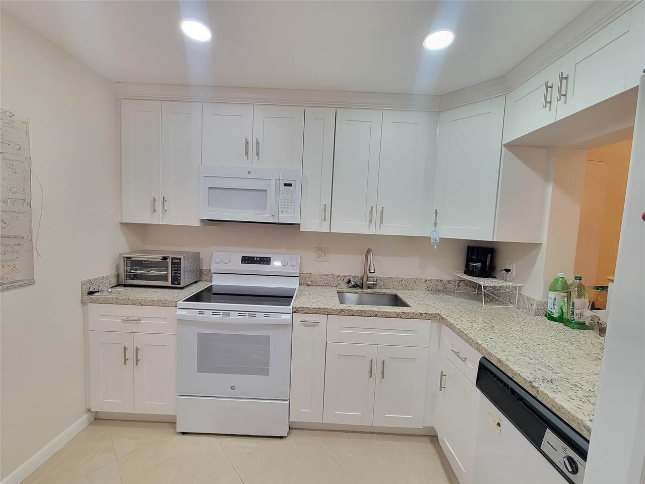 5945 Del Lago Circle - Photo 1