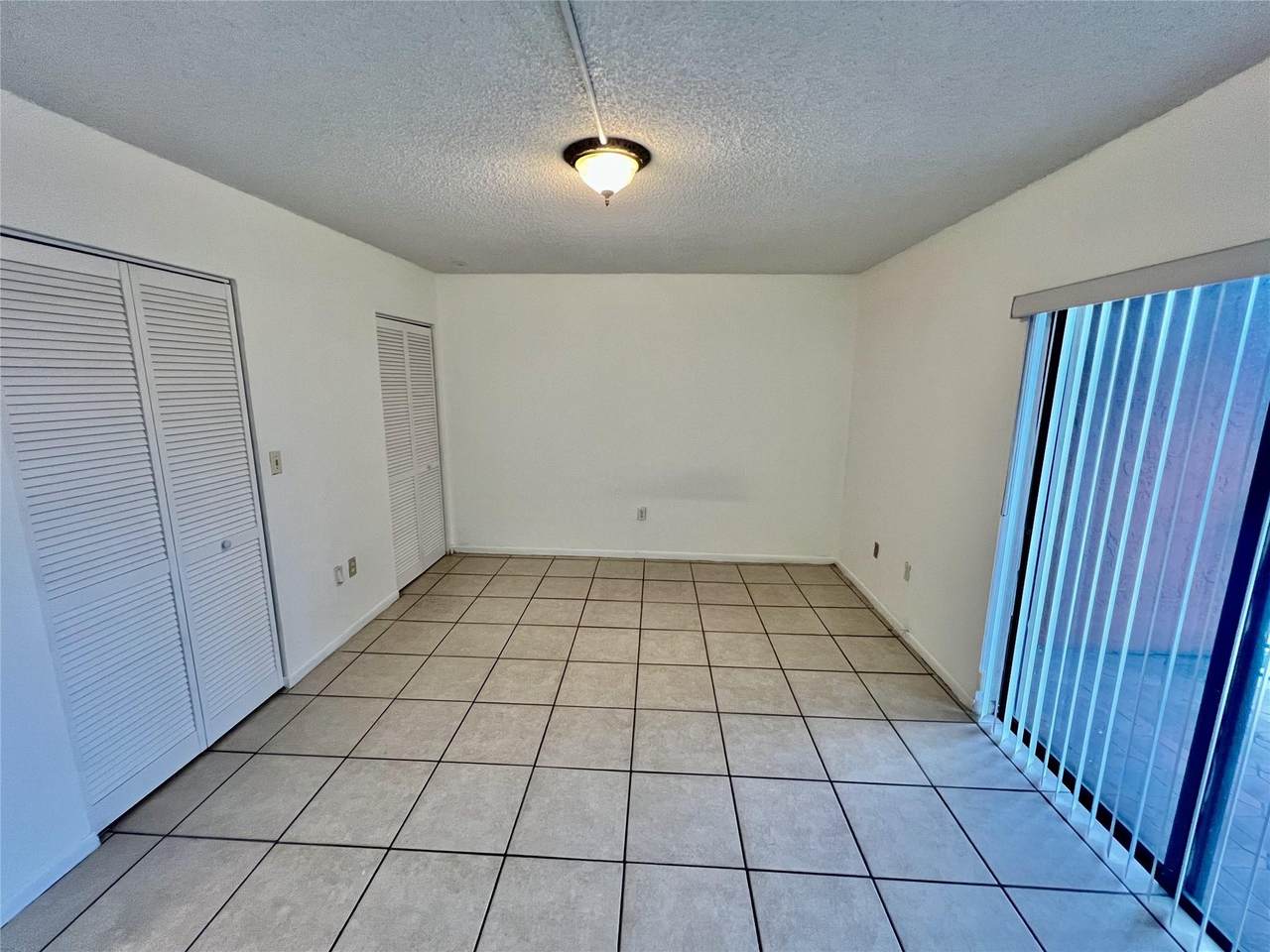 13500 3rd Court - Photo 1