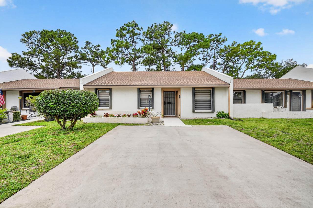 6105 Fairfield Circle - Photo 1