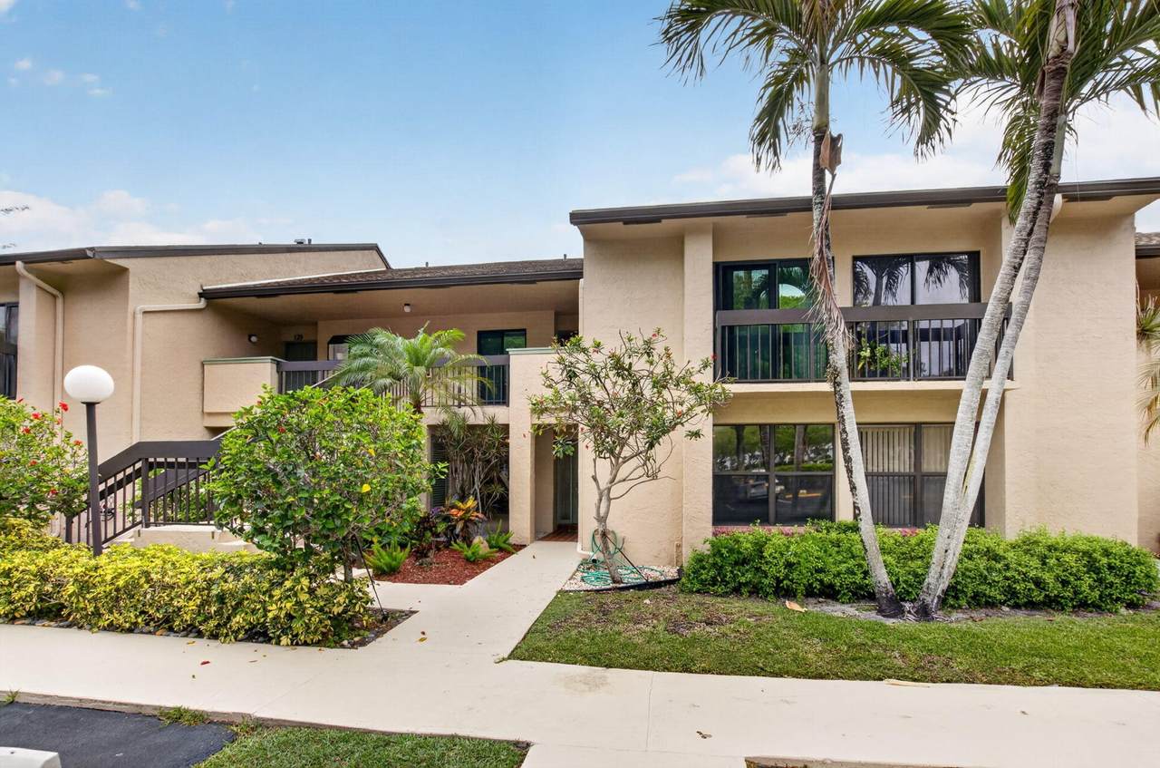 5021 Oakhill Lane - Photo 1