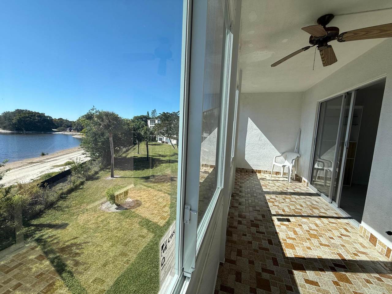 313 Greenbrier B - Photo 1