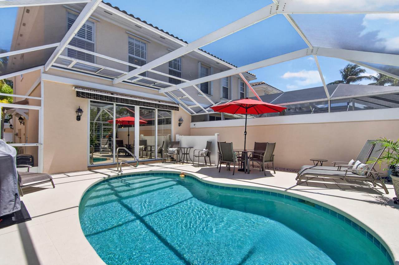 423 Capistrano Drive - Photo 1