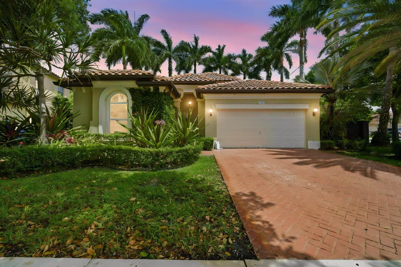 13663 50th Street - Photo 1