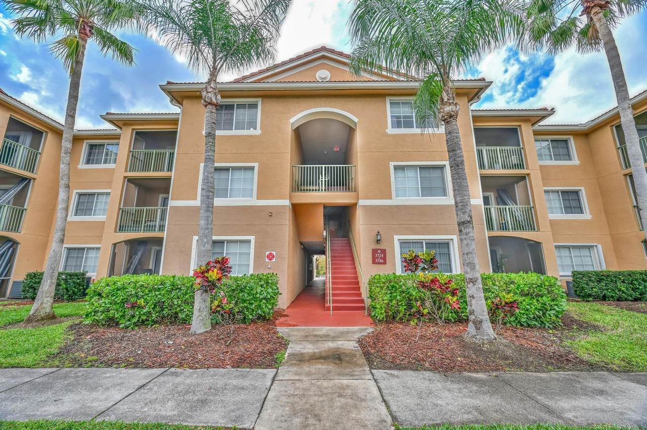 3740 Adriatic Lane - Photo 1
