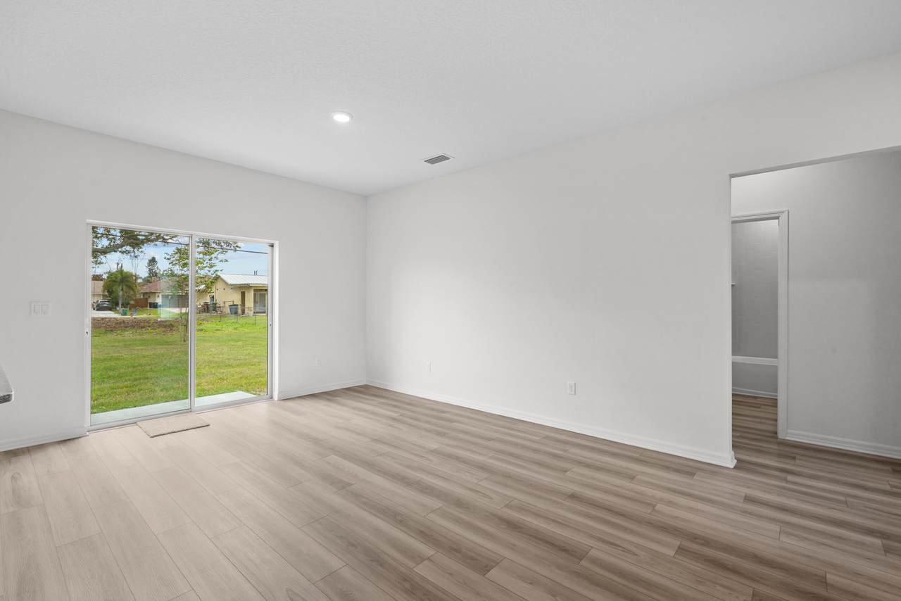 1620 Escobar Lane - Photo 1