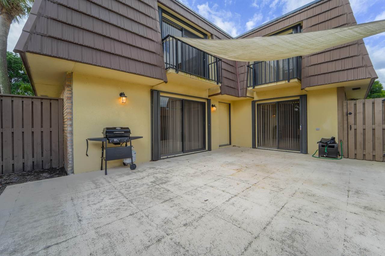 317 3rd Court - Photo 1