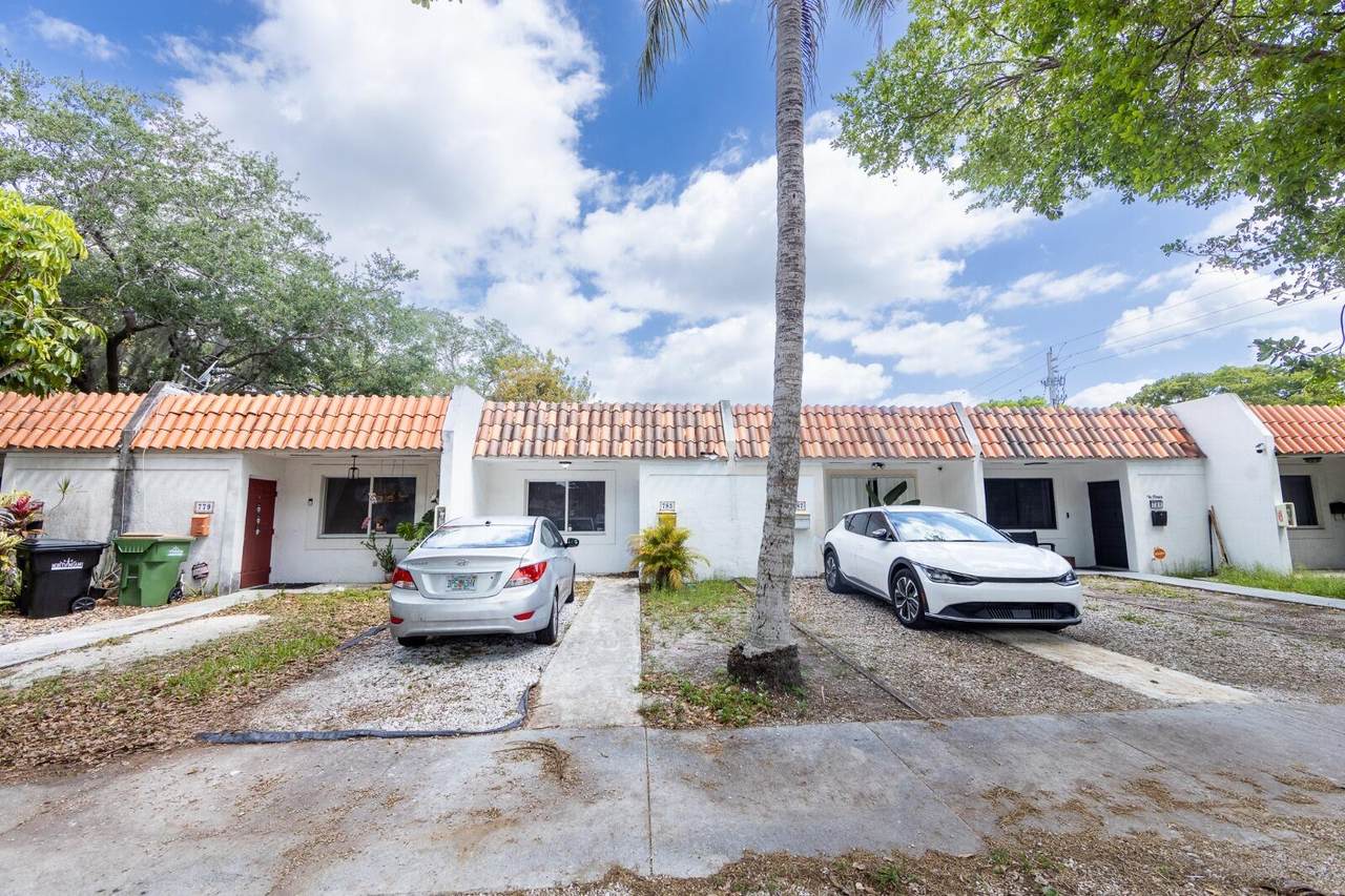783 127th Street - Photo 1
