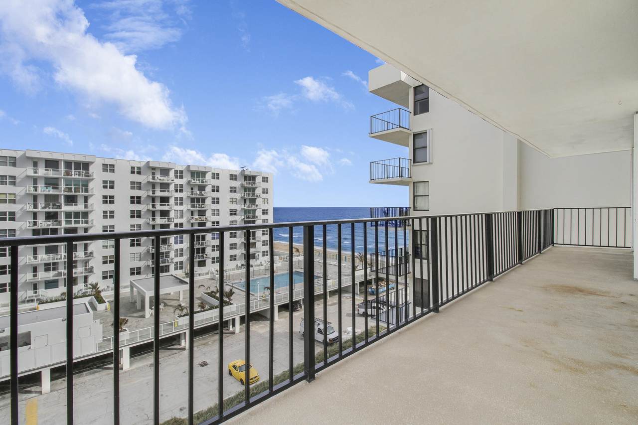 3456 Ocean Boulevard - Photo 1