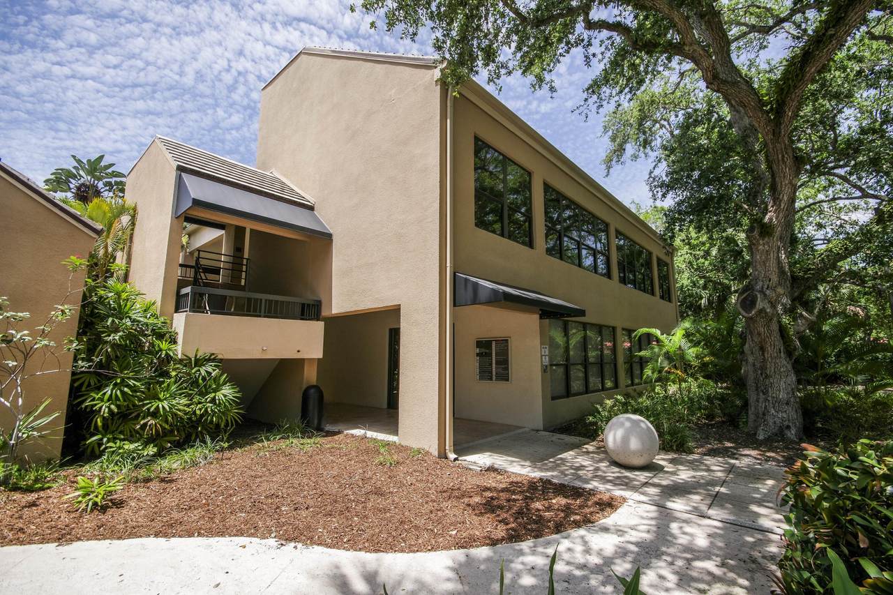 11211 Prosperity Farms Road - Photo 1