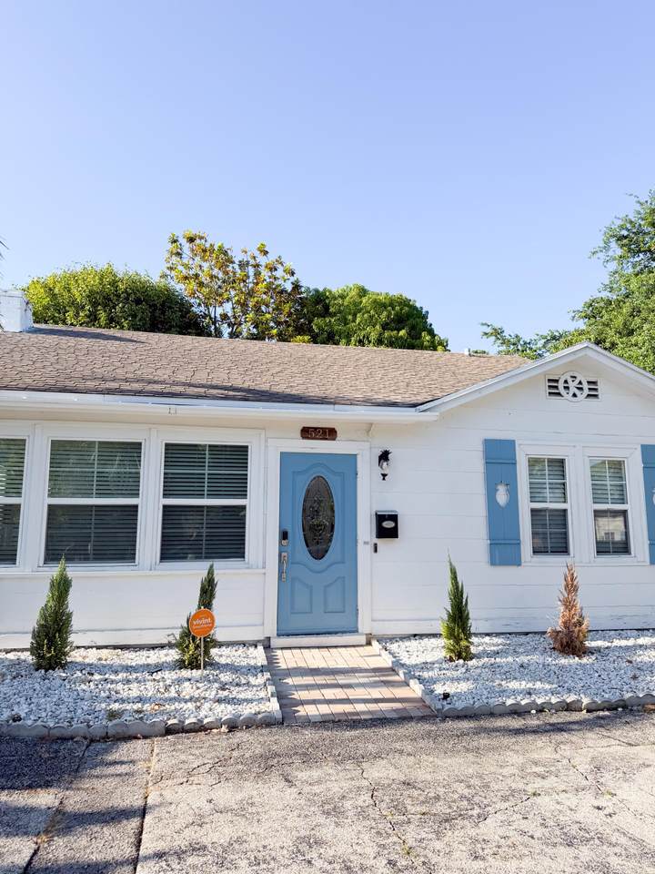 521 Hampton Road - Photo 1