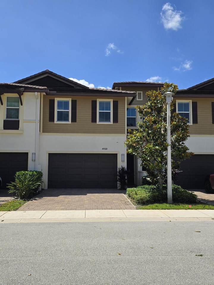 4920 Pointe Midtown Way - Photo 1