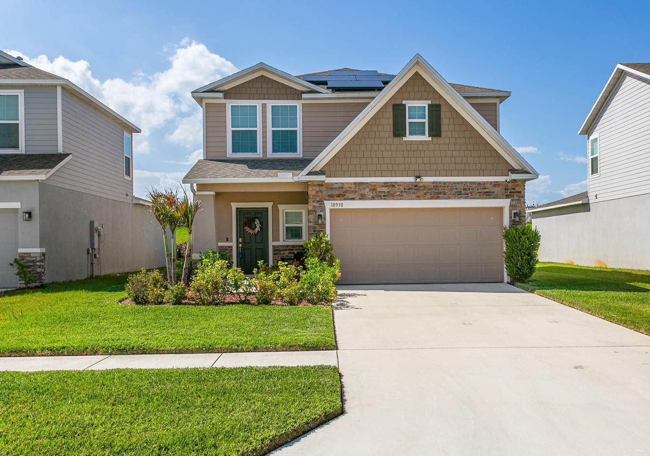 10930 Vasari Way - Photo 1
