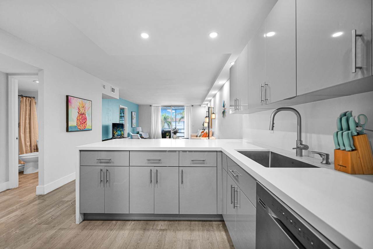 400 10th Street - Photo 1