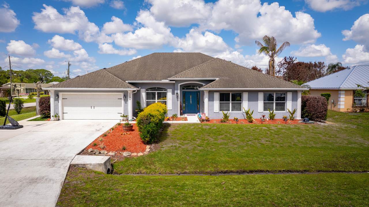 1298 Byron Street - Photo 1