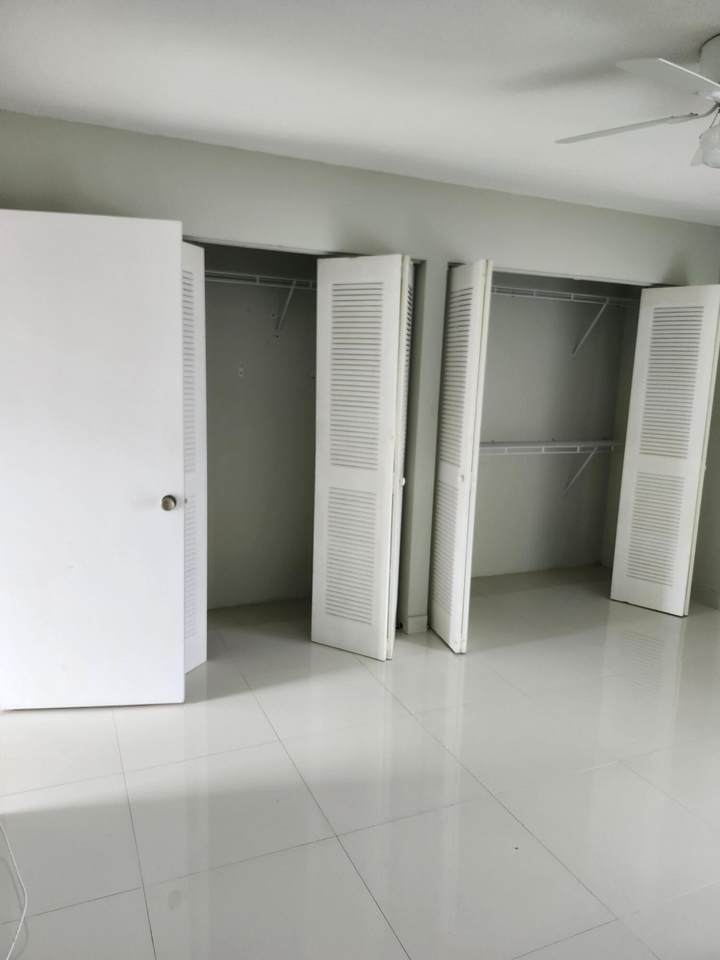 https://bt-photos.global.ssl.fastly.net/beaches/1280_boomver_1_B26023348-2.jpg