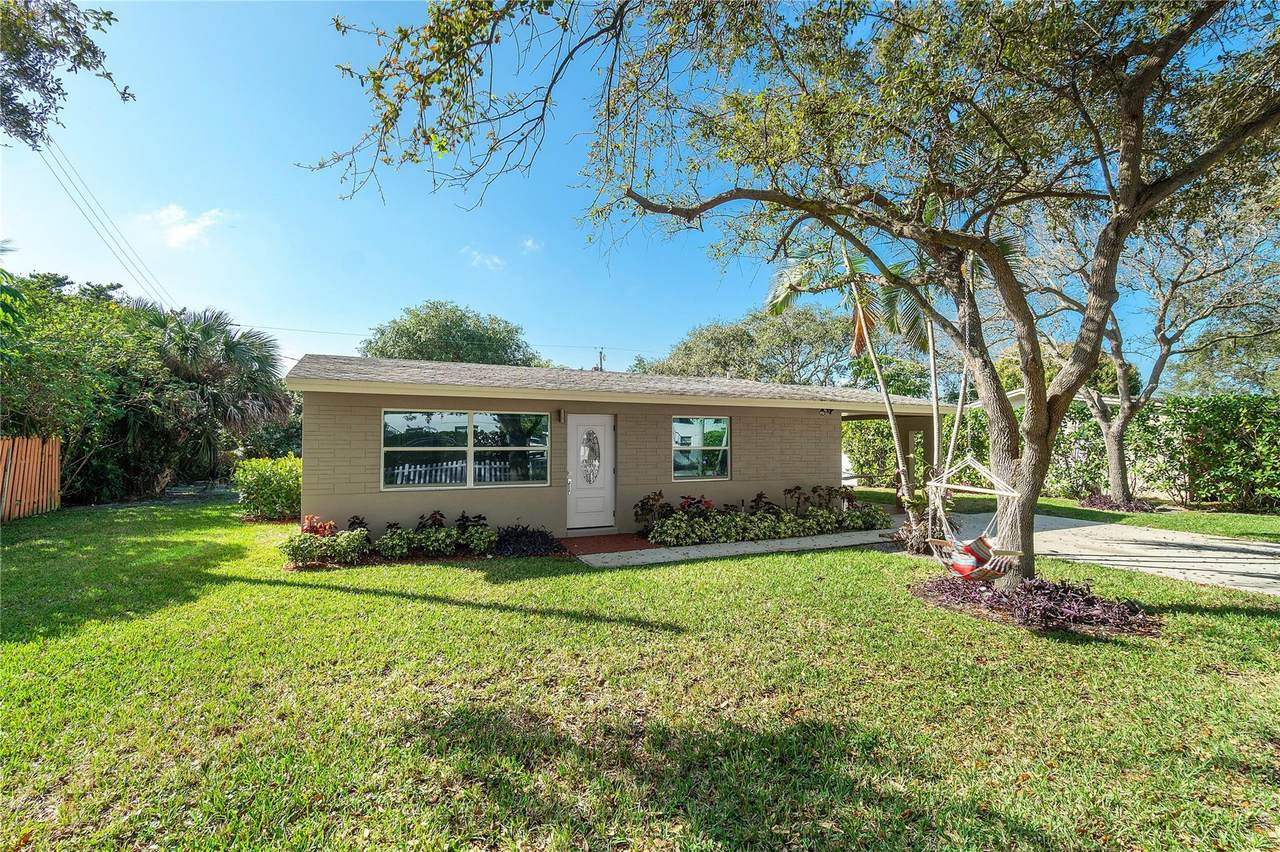 1634 3rd Avenue - Photo 1