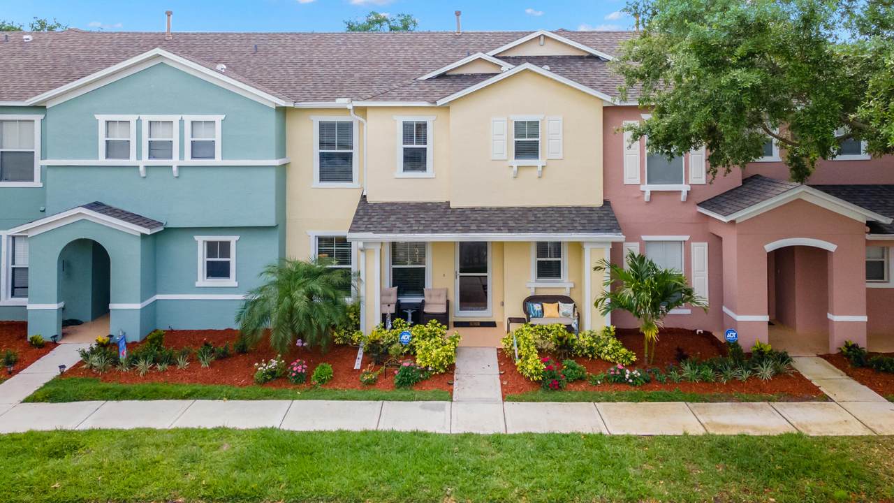 1563 Par Court - Photo 1