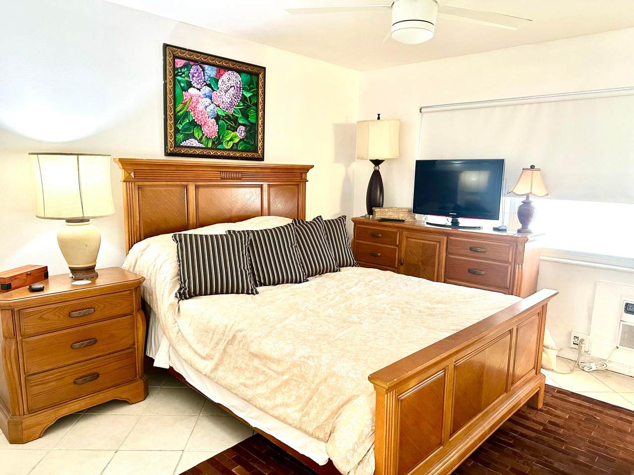https://bt-photos.global.ssl.fastly.net/beaches/1280_boomver_1_B26024115-2.jpg