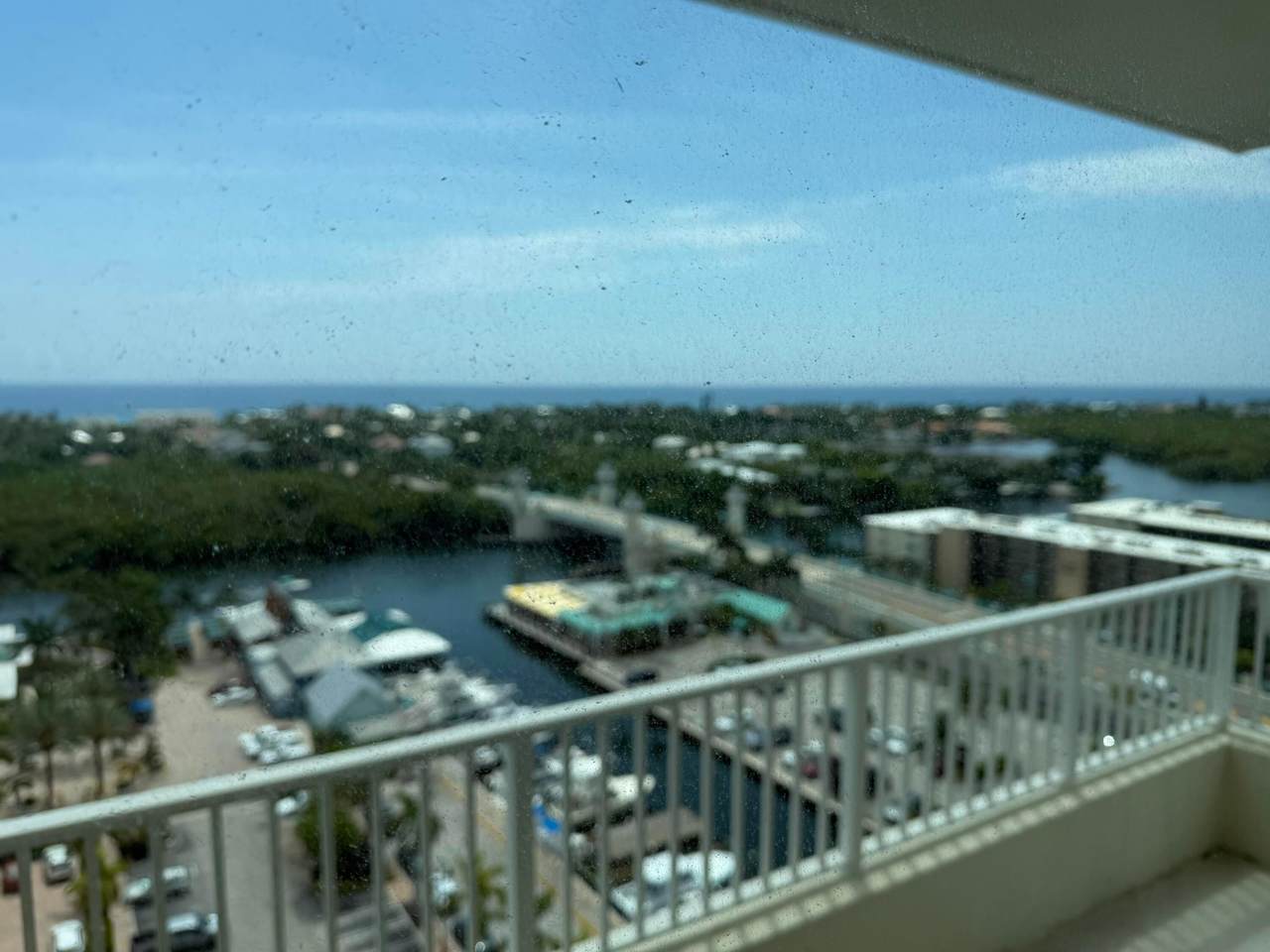 https://bt-photos.global.ssl.fastly.net/beaches/1280_boomver_1_B26024283-2.jpg