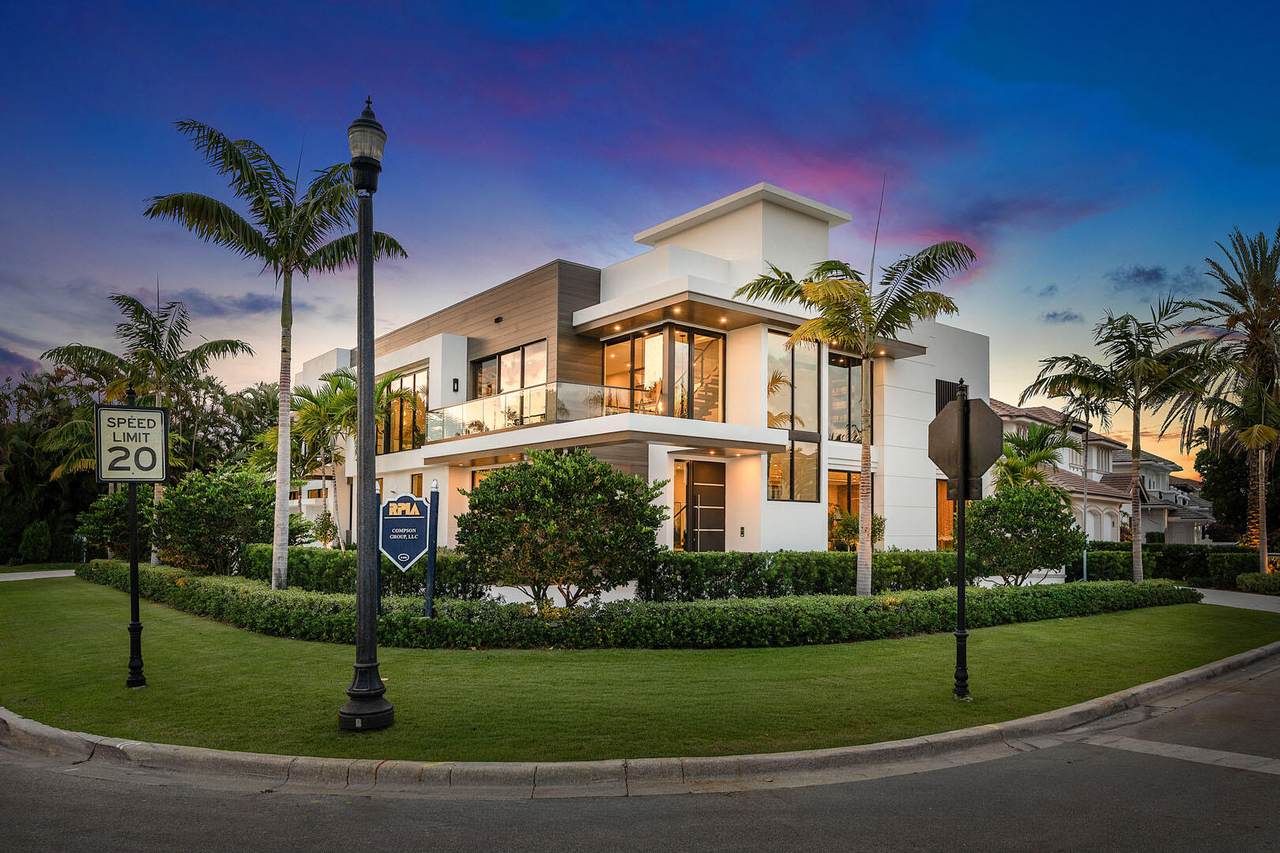 303 Maya Palm Drive - Photo 1