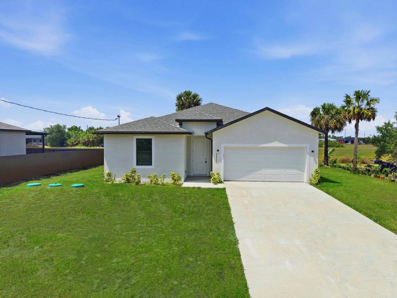 3031 Beechwood Circle - Photo 1