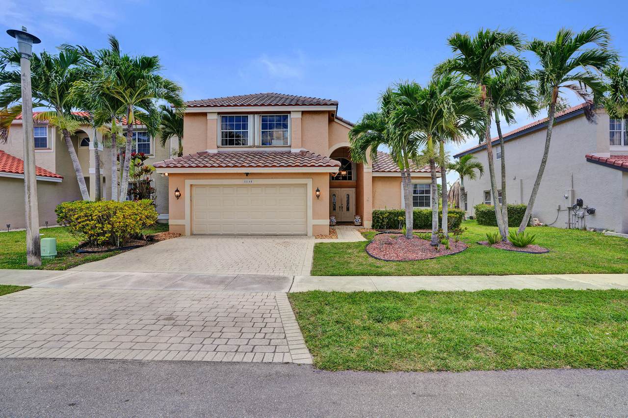 18144 20th Street - Photo 1