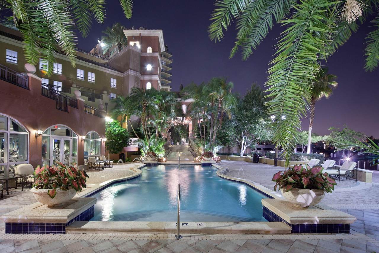 https://bt-photos.global.ssl.fastly.net/beaches/1280_boomver_1_B26024938-2.jpg