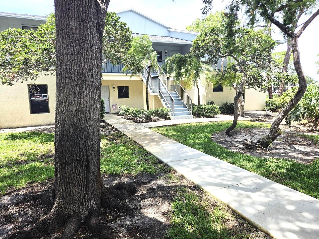 6551 Federal Highway - Photo 1