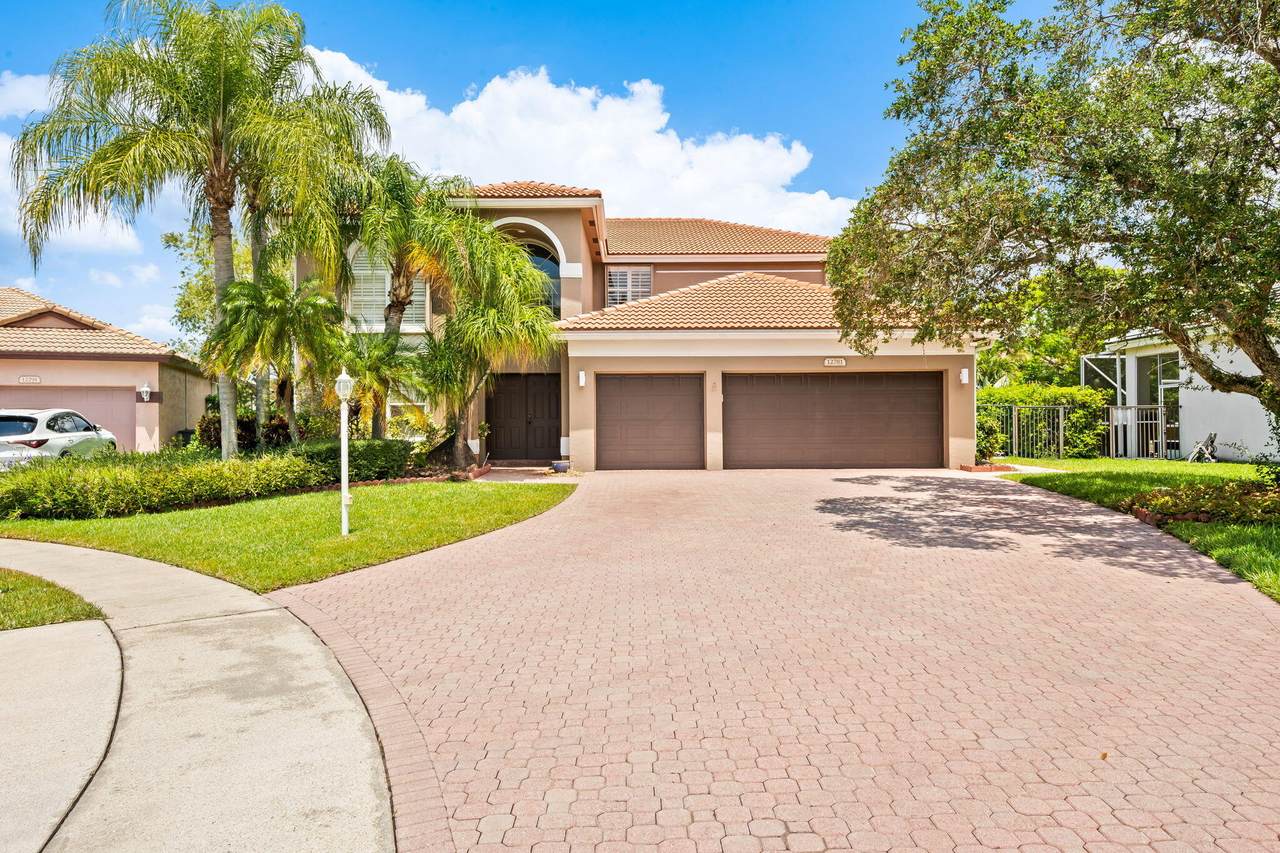 12781 Yardley Drive - Photo 1