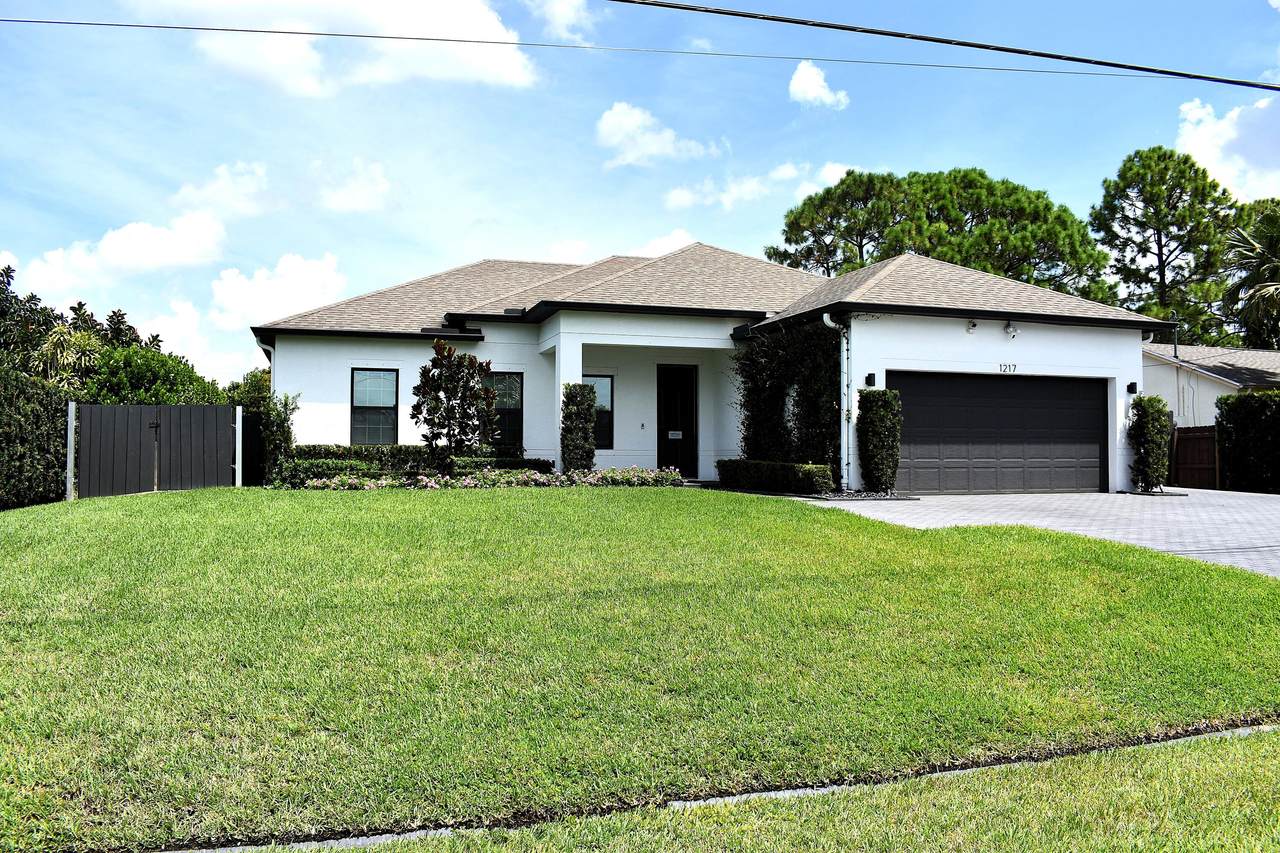 1217 Marmore Avenue - Photo 1