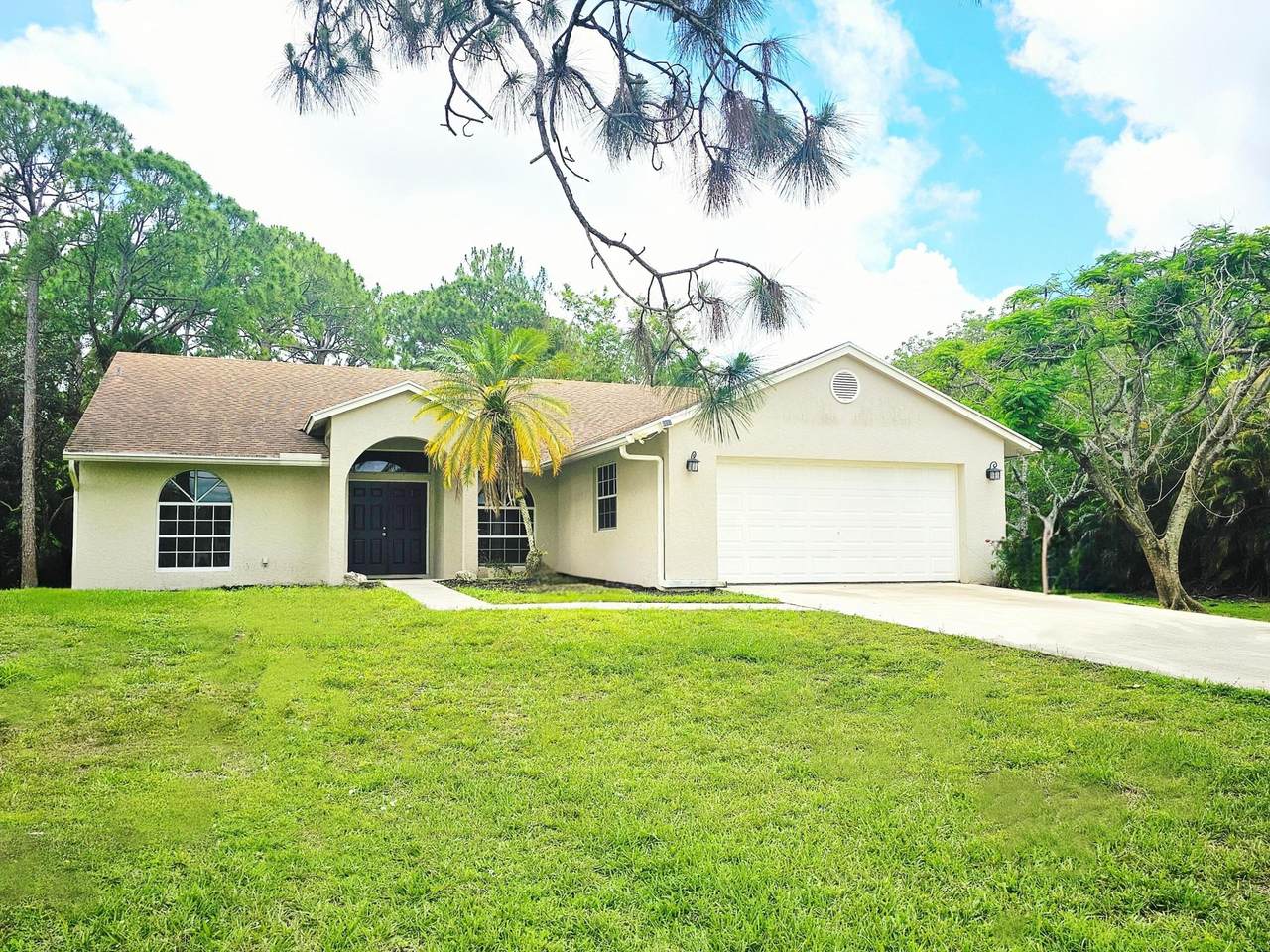 13588 74th Street - Photo 1