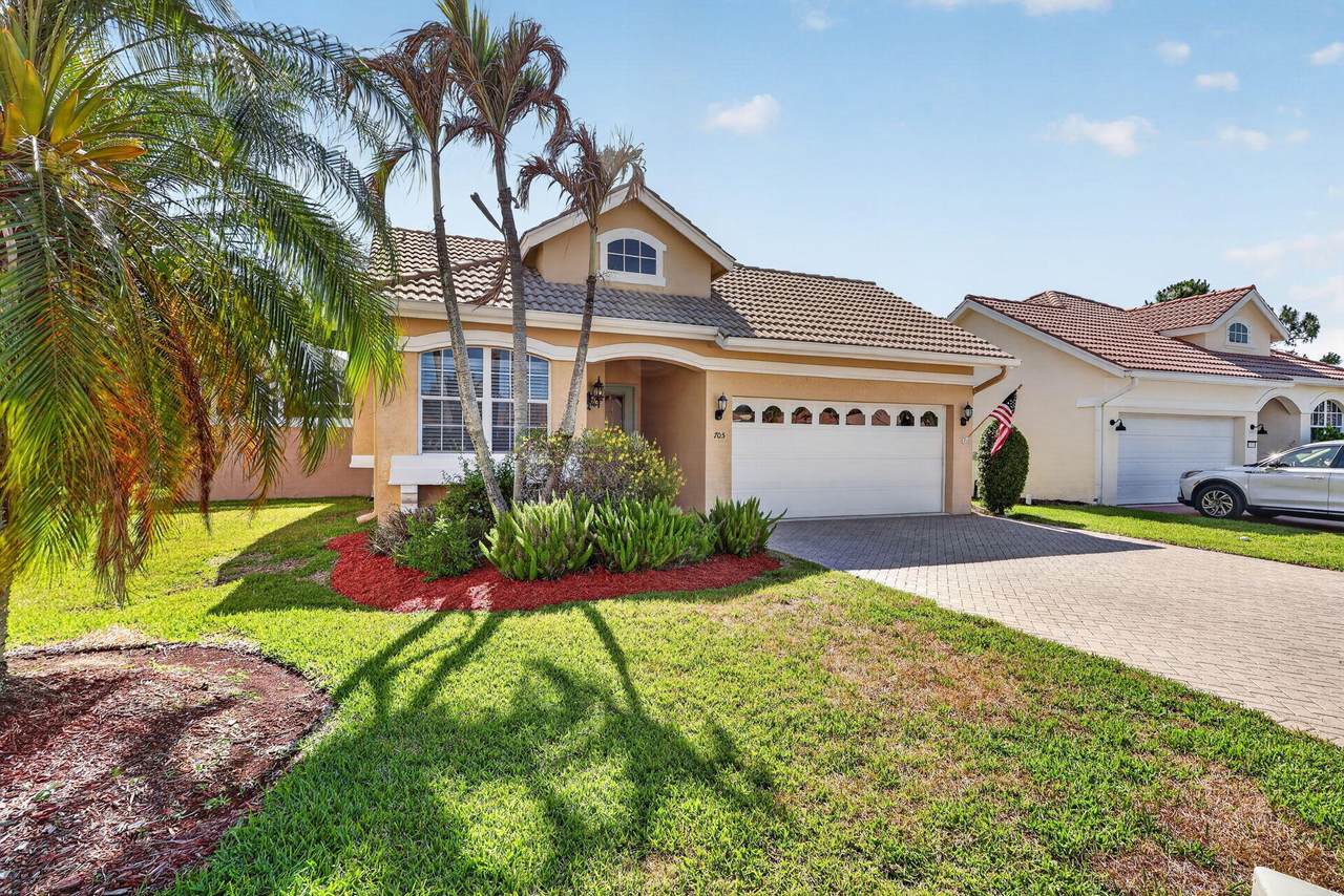 705 Andros Cove - Photo 1